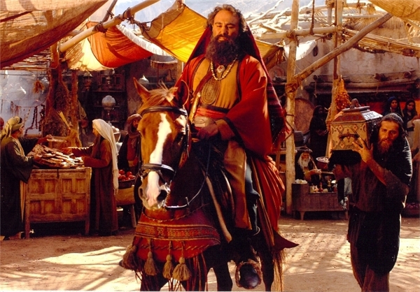 محسن تنابنده در نقش ساموئل تاجر یهودی در فیلم محمد(ص)