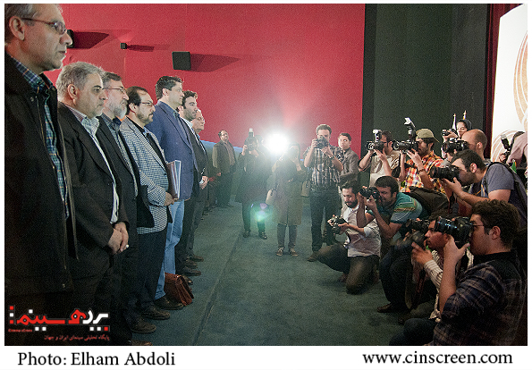 نشست رسانه ای بخش بین الملل سی و سومین جشنواره فیلم فجر. عکس از الهام عبدلی. سایت پرده سینما