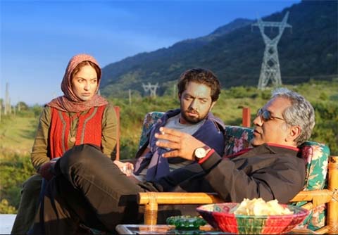 مهران مدیری، بهرام رادان و مهناز افشار در فیلم پل چوبی