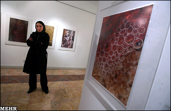 نمایشگاه اثار هدیه تهرانی در خانه هنرمندان