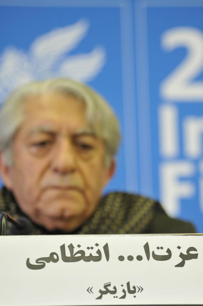 نارضایتی عزت الله انتظامی از وضعیت خانه موزه اش!