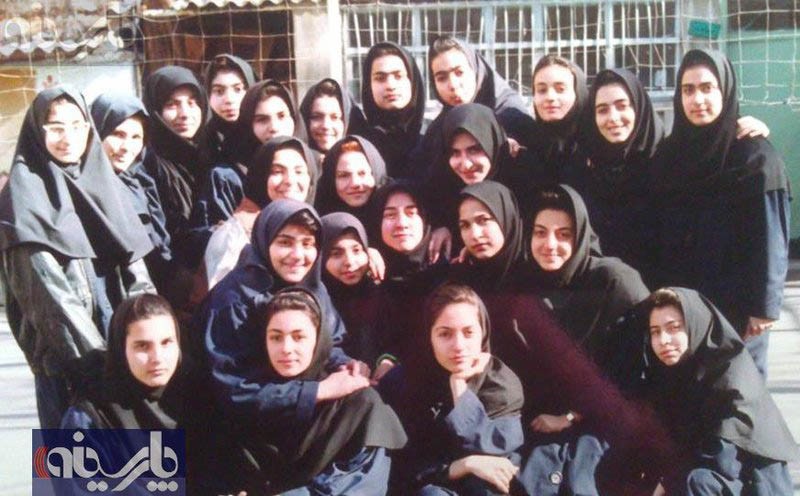 عکس مهناز افشار در دوران دبیرستان