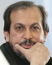 دبیر جشنواره: فضا را به سمت دوقطبی شدن پیش نبریم