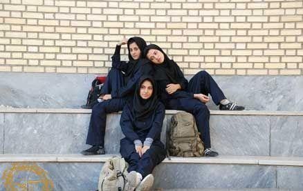 دختران در فرهنگسرای سرو به نمایش و نقد درمی آید