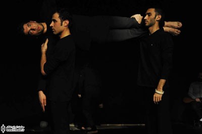 سیدروماک در کارگاه نمایش به روی صحنه می رود  