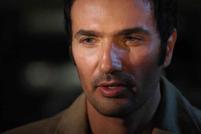 محمدرضا فروتن برای «متروپل» مسعود کیمیایی خواند 