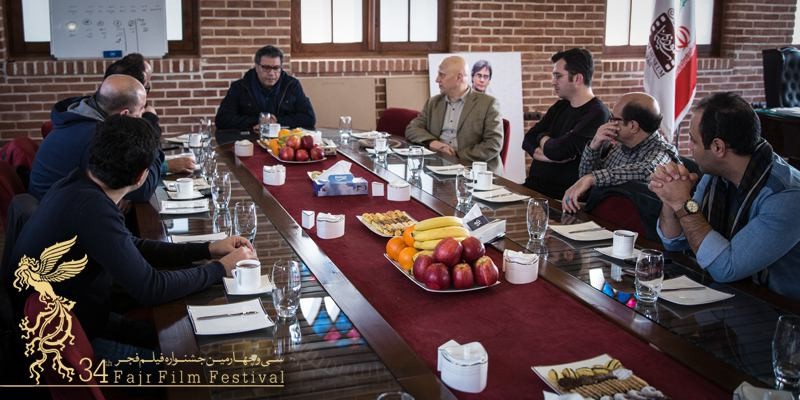 سیمرغی از بخش مستند حذف نشده، فقط عنوان آن تغییر یافته است