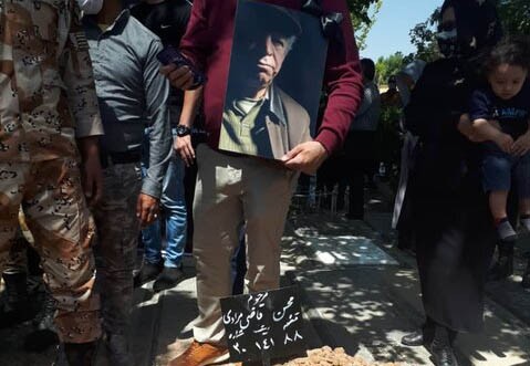 محسن قاضی مرادی در قطعه هنرمندان آرام گرفت