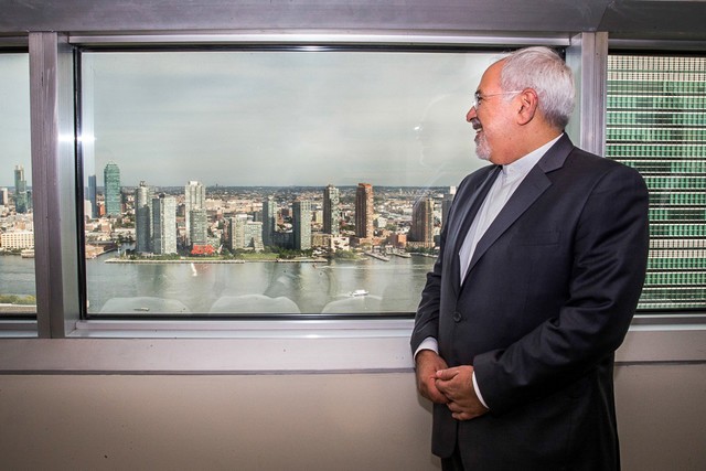 «حرف فرهادی سخن ماست»: یادداشت ظریف درباره اسکار و «فروشنده»