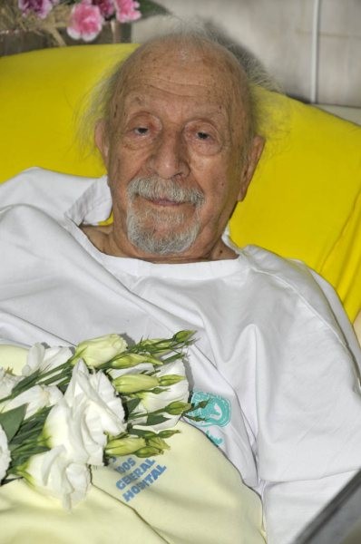 علی کسمایی: در سخت ترین شرایط زندگی اعتقاد داشتم خدا با من است