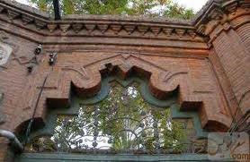 سرانجام پس از مدت ها کش و قوس خانه «دایی جان ناپلئون» به مزایده گذاشته شد 