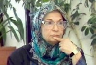 ایران بزرگمهر در بیمارستان بستری شد