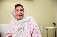 دیدار با توران مهرزاد، مادر مهربان سینما در بیمارستان